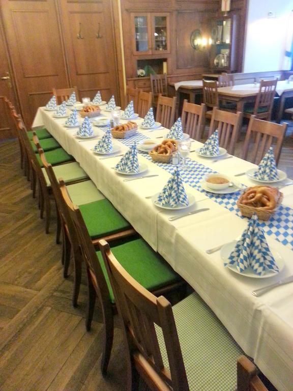 Altstadt- Und Businesshotel Pfaubraeu - Brauereigasthof - Fruehstuecksbuffet - Kostenfreie Radgarage - Hunde Willkommen Trostberg an der Alz Eksteriør billede