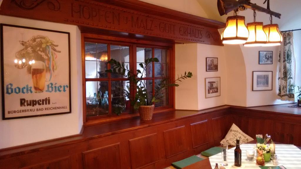 Altstadt- Und Businesshotel Pfaubraeu - Brauereigasthof - Fruehstuecksbuffet - Kostenfreie Radgarage - Hunde Willkommen Trostberg an der Alz Eksteriør billede
